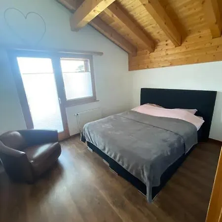3-zimmer Maisonette-wohnung *